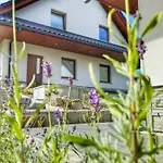 Apartman Miodomki *