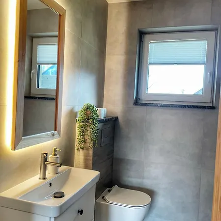 Miodomki Daire Brenna