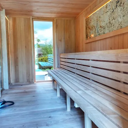 Miodomki Apartament *