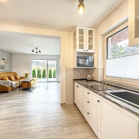 Miodomki Apartament *