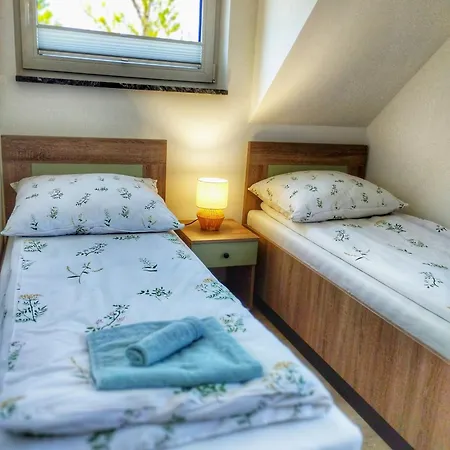 Miodomki Apartament *