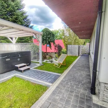 Miodomki Apartament *